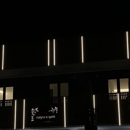 Hotel Restaurant Natyra E Qete Lezha Kültér fotó